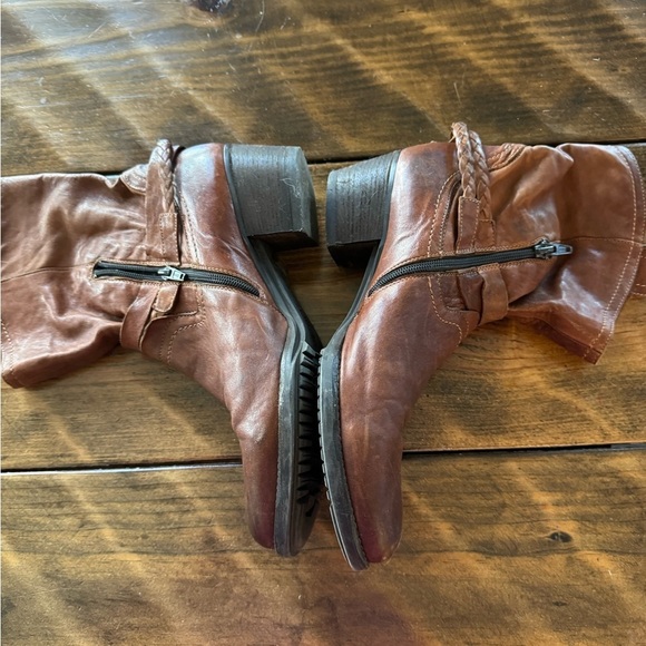 Donna Carolina Italian LEATHER booties. Size 40.5 EU. 9 US Brown COWBOY STYLE - Picture 7 of 11